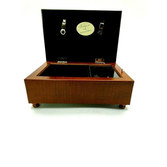 SANKYO COTTAGE GARDEN JEWELRY FLIP TOP MUSIC BOX 4" X 6" Viintage - Picture 2 of 12